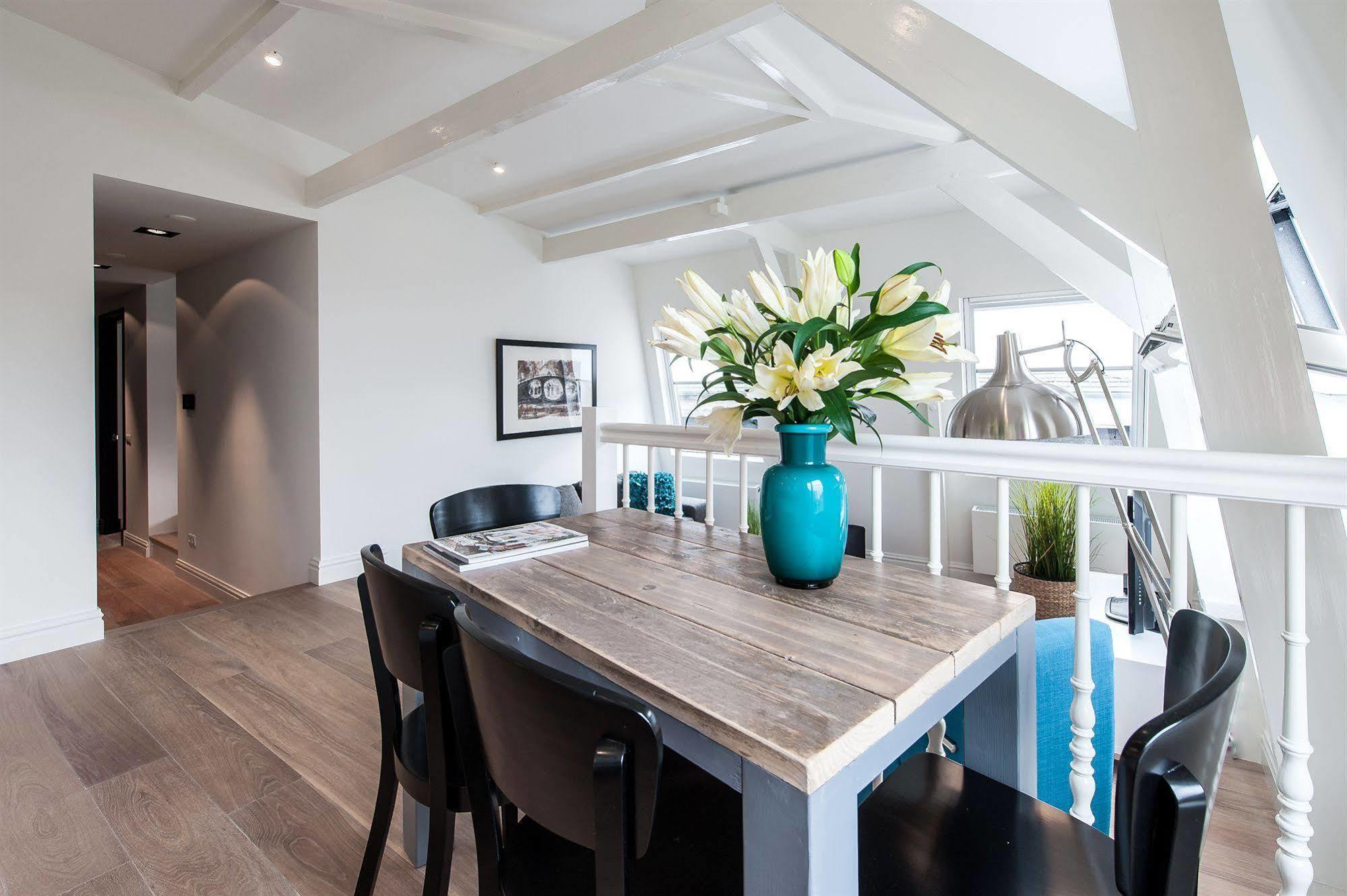 Short Stay Group Tropen Serviced Apartments Amsterdam Exteriör bild