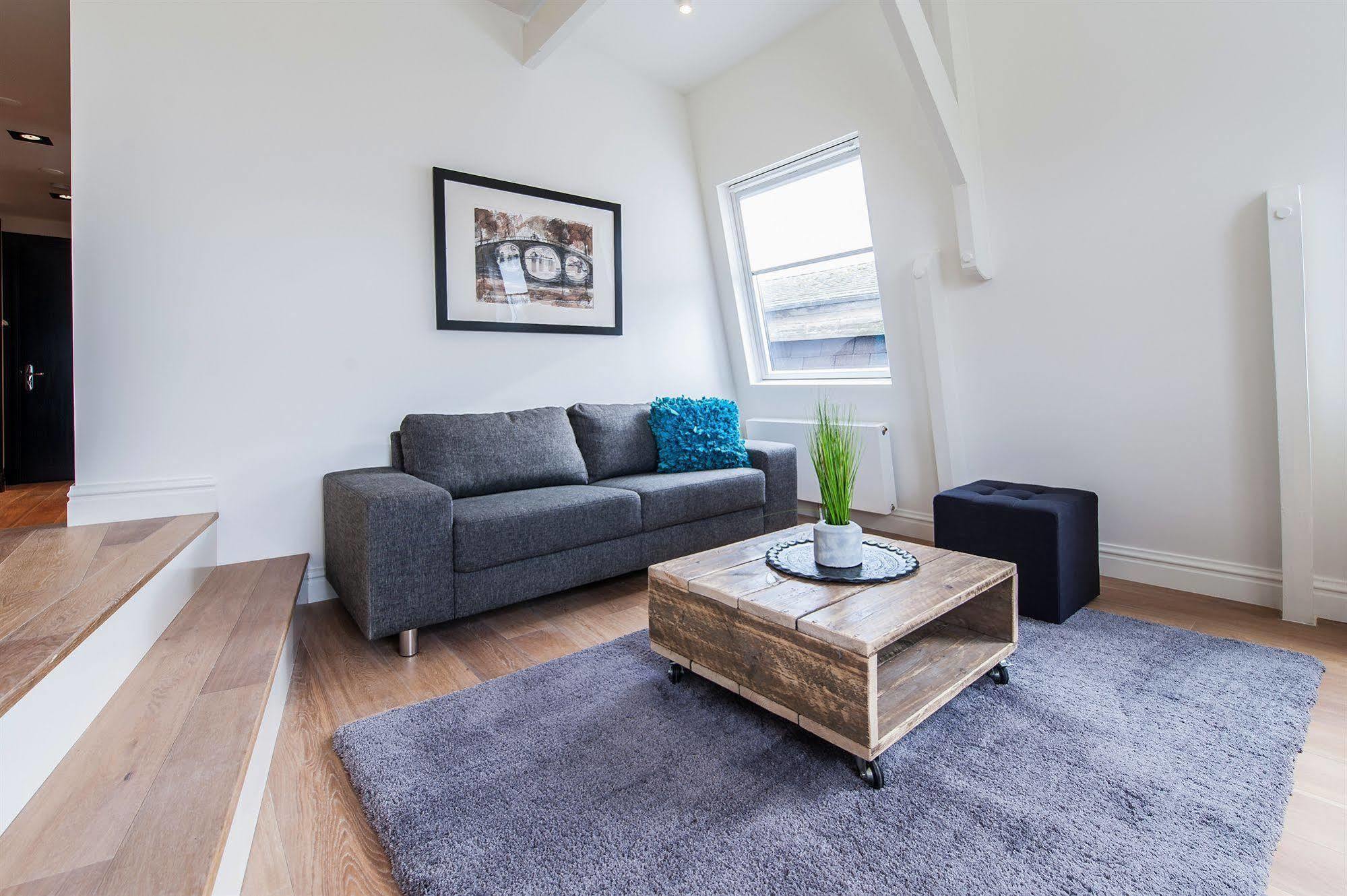 Short Stay Group Tropen Serviced Apartments Amsterdam Exteriör bild